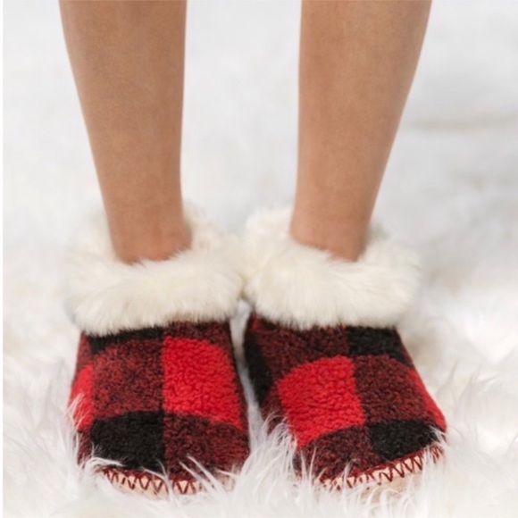 1 LEFT! Buffalo Plaid Fur Lined Ultra Soft Non Slip Stay Home Weekend Slipper - Picture 3 of 5